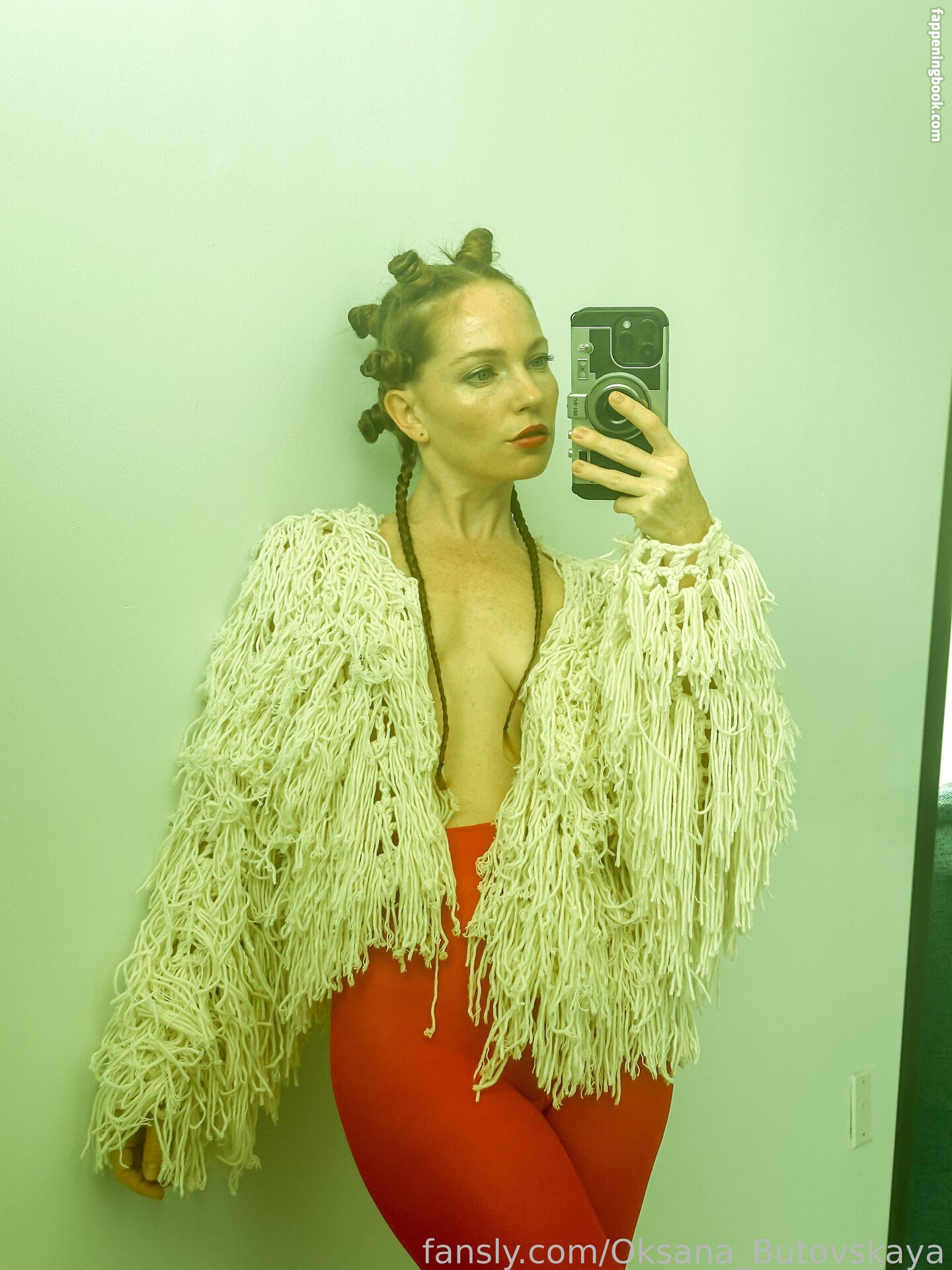 Oksana Butovskaya Onlyfans Nude Leaked Photos photo leak 3 of 31