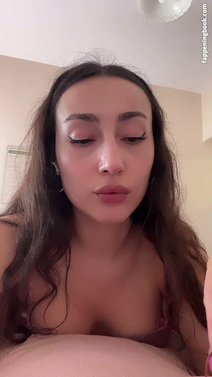 Meltem Bakır Onlyfans Nude Leaked Photos photo leak 18 of 35