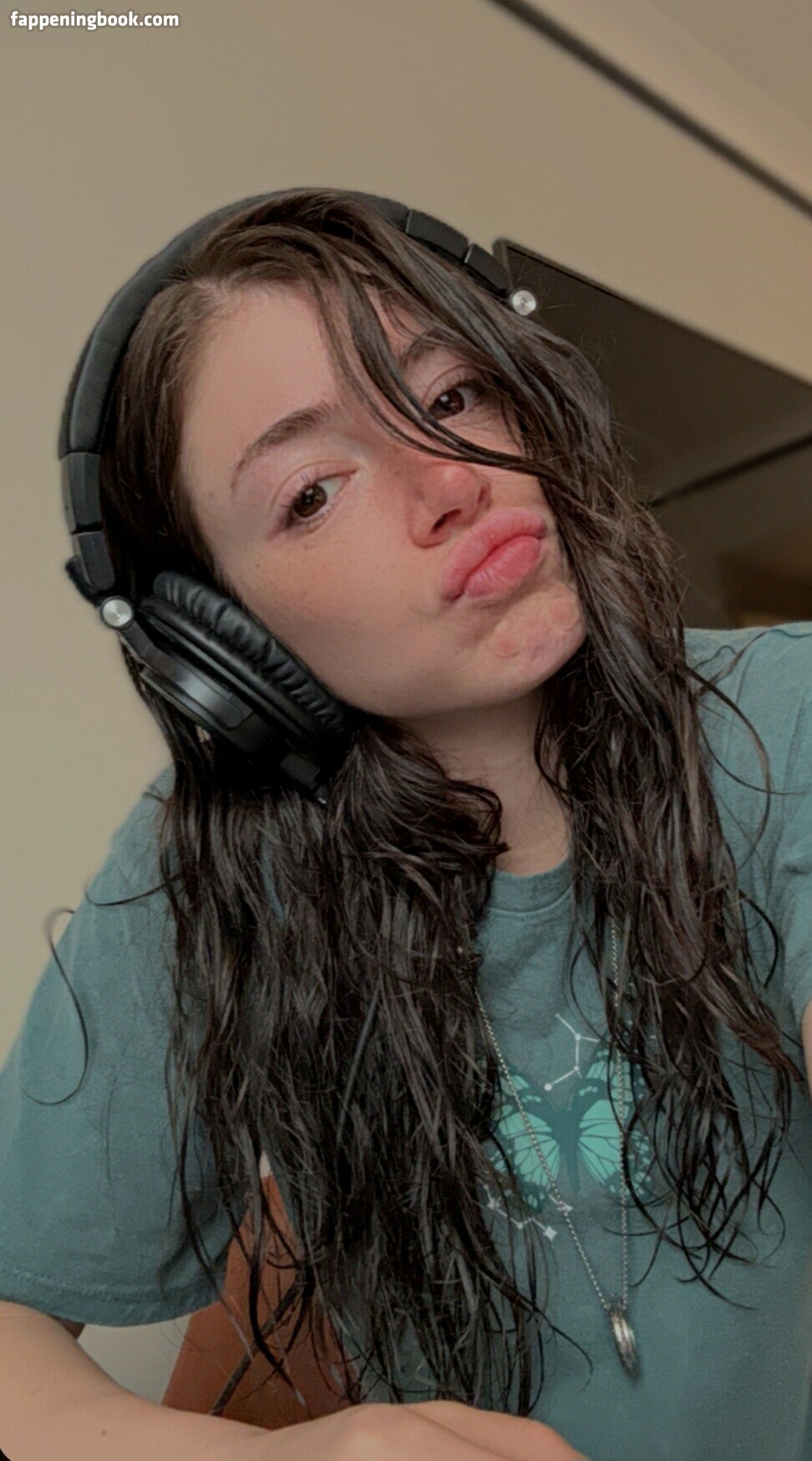 Chrissy Costanza Onlyfans Nude Leaked Photos photo leak 28 of 49