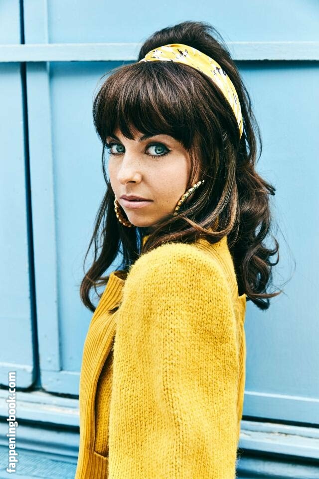 Louisa Lytton Onlyfans Nude Leaked Photos photo leak 47 of 49