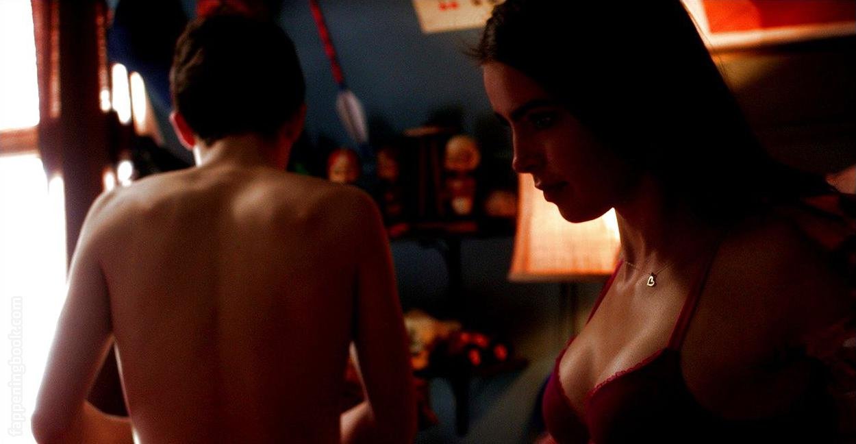 Katherine Hughes Onlyfans Nude Leaked Photos photo leak 13 of 40
