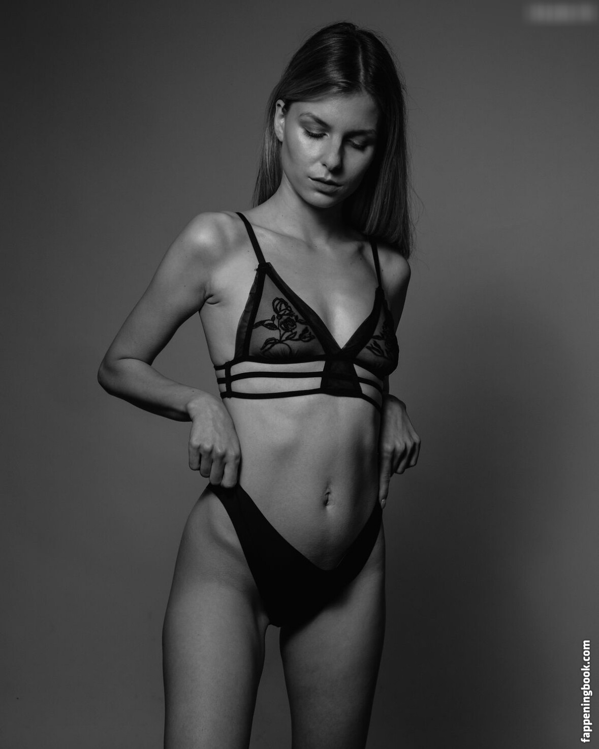 Muriel Melinda Onlyfans Nude Leaked Photos photo leak 7 of 49