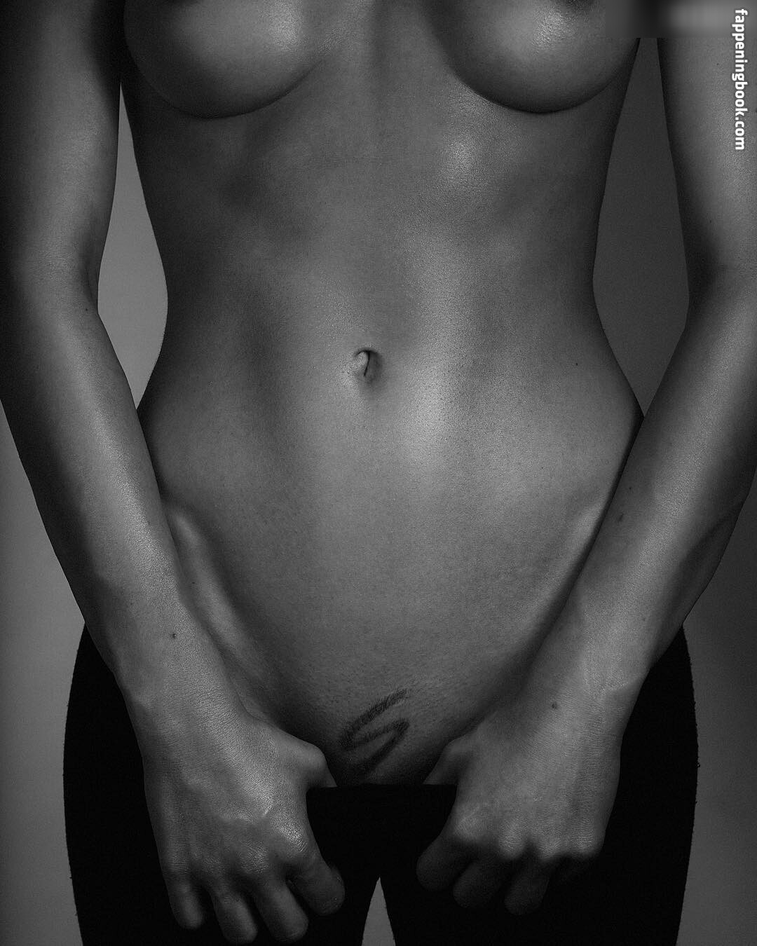 Muriel Melinda Onlyfans Nude Leaked Photos photo leak 24 of 49