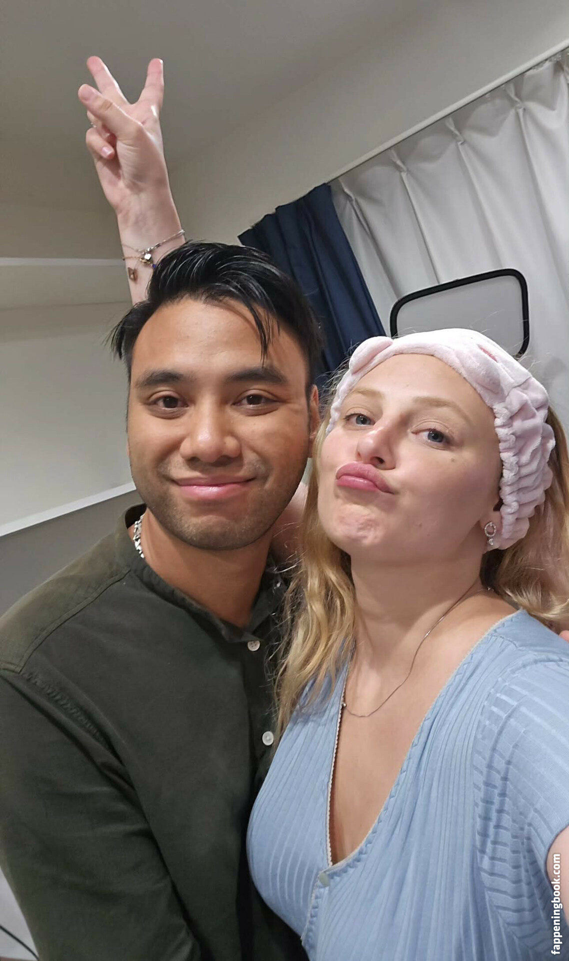 Sydney Poniewaz Onlyfans Nude Leaked Photos photo leak 16 of 49