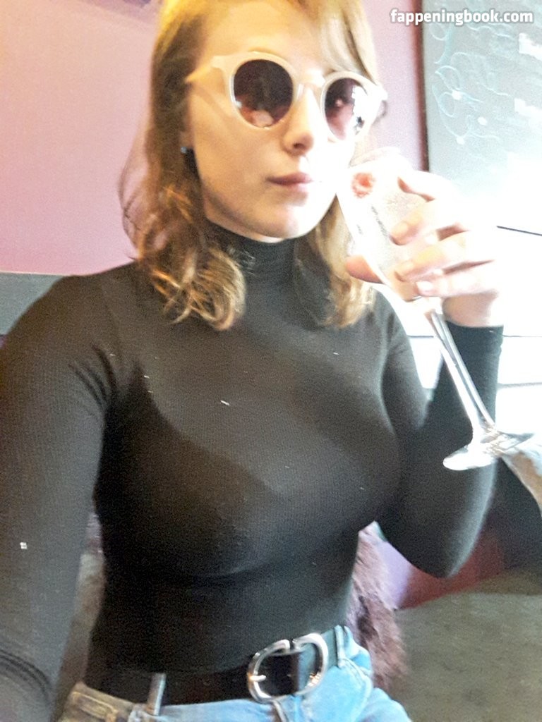 Sydney Poniewaz Onlyfans Nude Leaked Photos photo leak 48 of 49