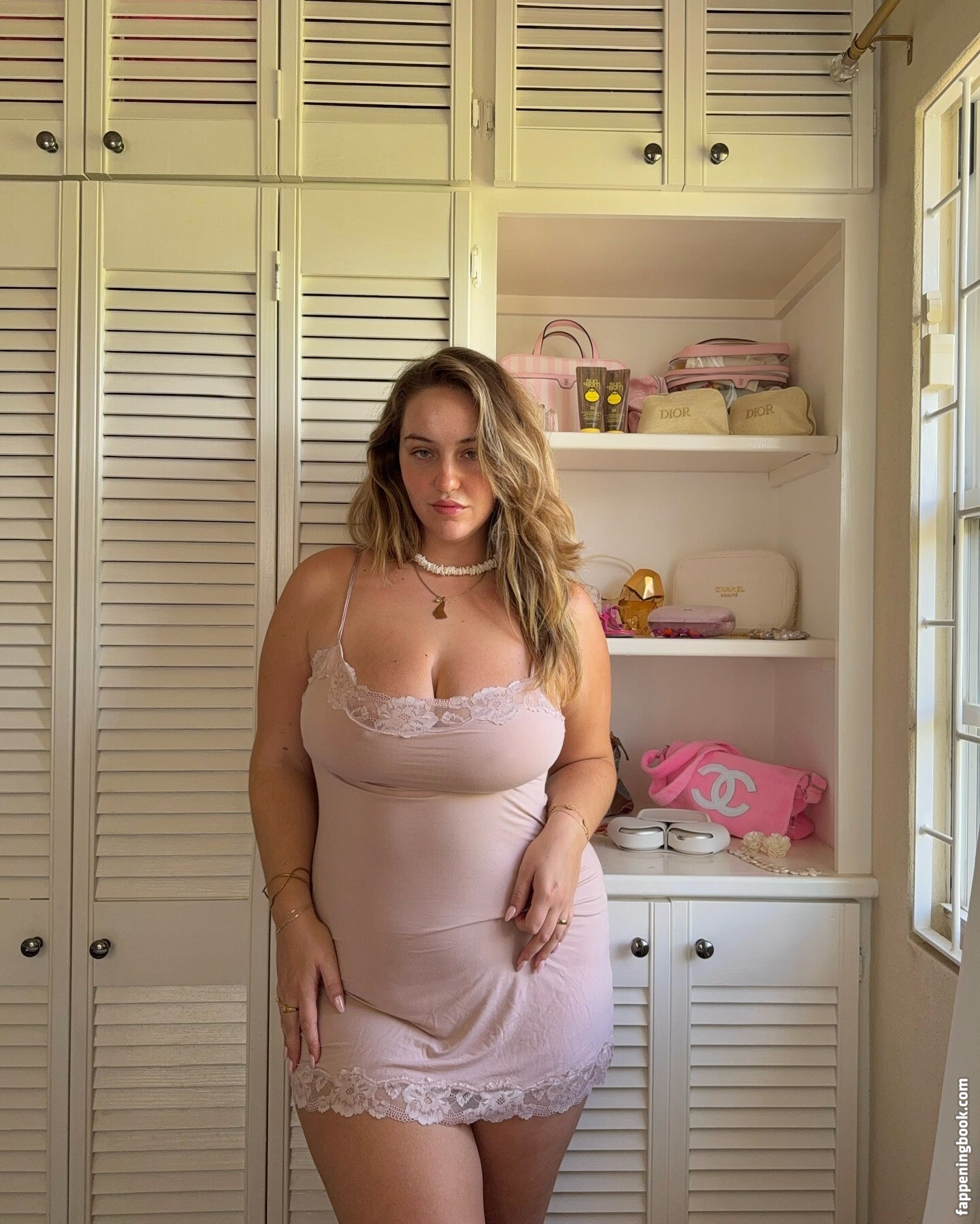 Joann Van Den Herik Onlyfans Nude Leaked Photos photo leak 1 of 48