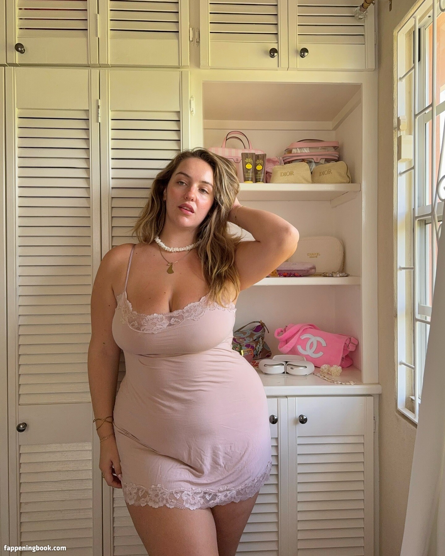 Joann Van Den Herik Onlyfans Nude Leaked Photos photo leak 7 of 48