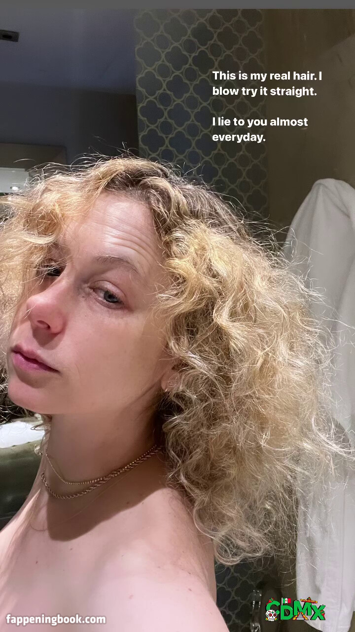 Iliza Shlesinger Onlyfans Nude Leaked Photos photo leak 17 of 50