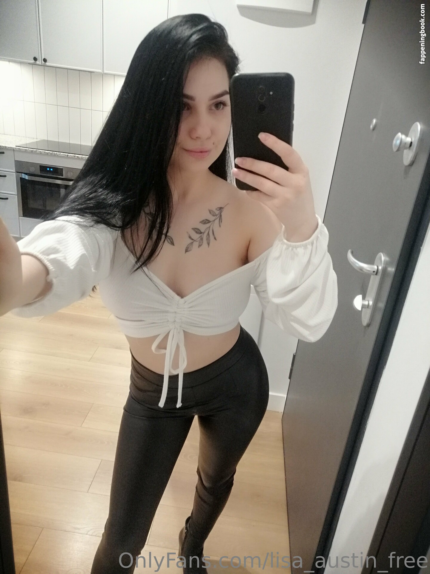 lisa_austin_free Onlyfans Nude Leaked Photos photo leak 17 of 31