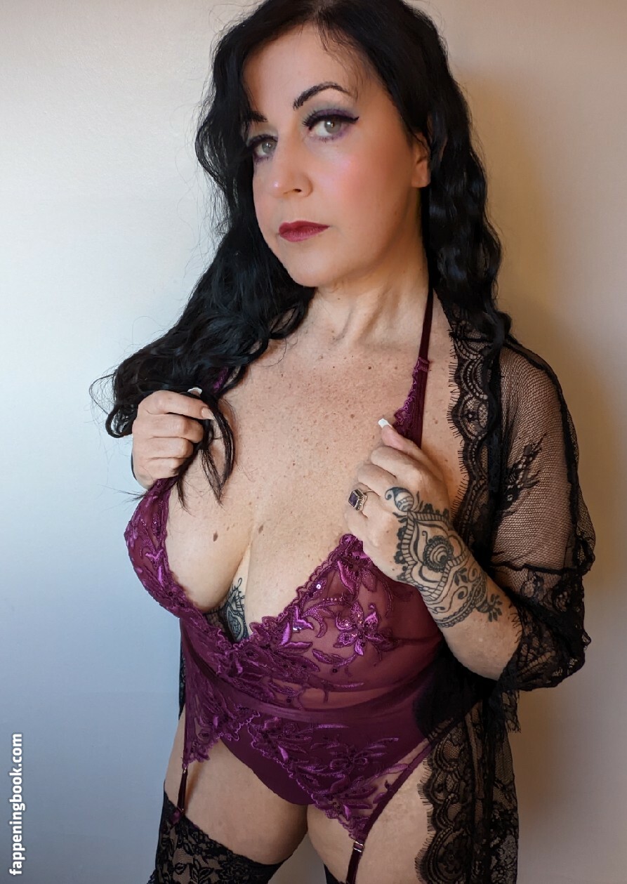 Sophiegg_aw Onlyfans Nude Leaked Photos photo leak 27 of 31
