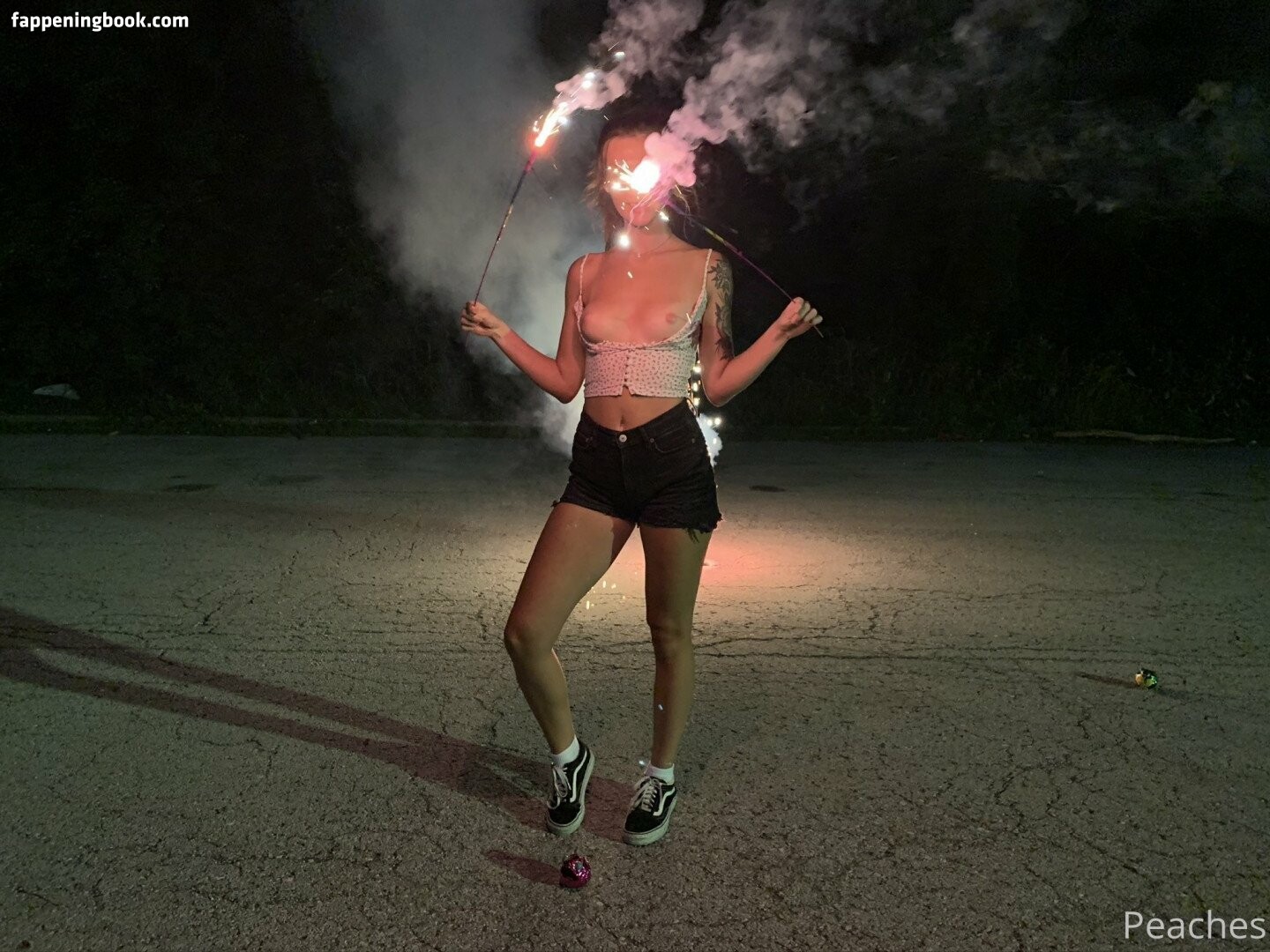cremedelapeachh Onlyfans Nude Leaked Photos photo leak 44 of 48