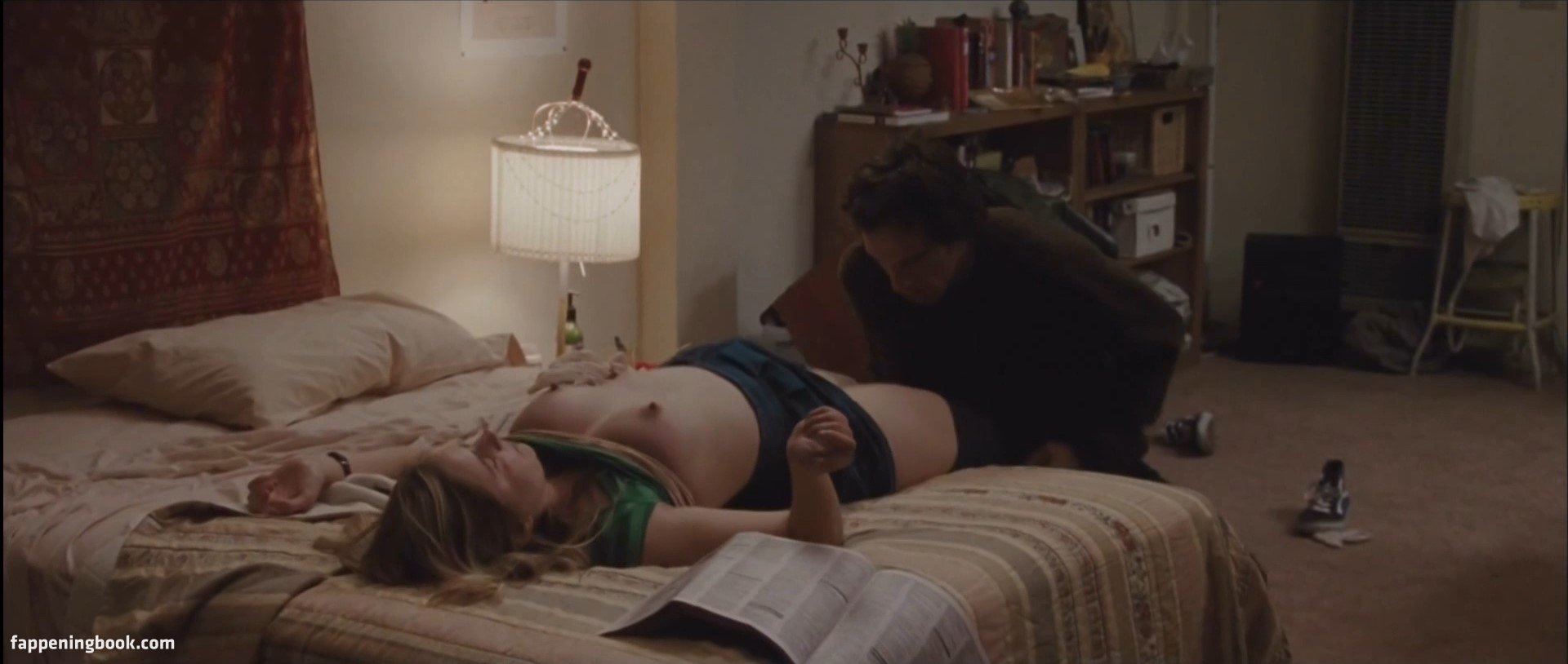 Greta Gerwig Onlyfans Nude Leaked Photos photo leak 4 of 48