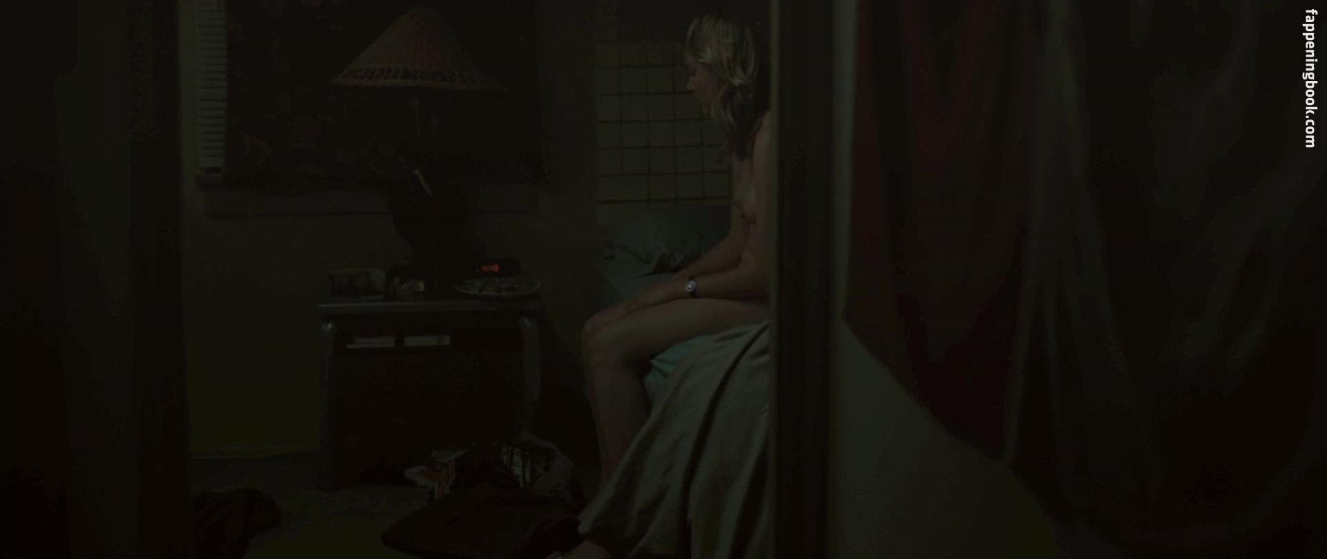 Greta Gerwig Onlyfans Nude Leaked Photos photo leak 41 of 48