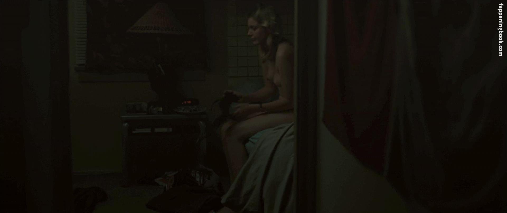 Greta Gerwig Onlyfans Nude Leaked Photos photo leak 42 of 48