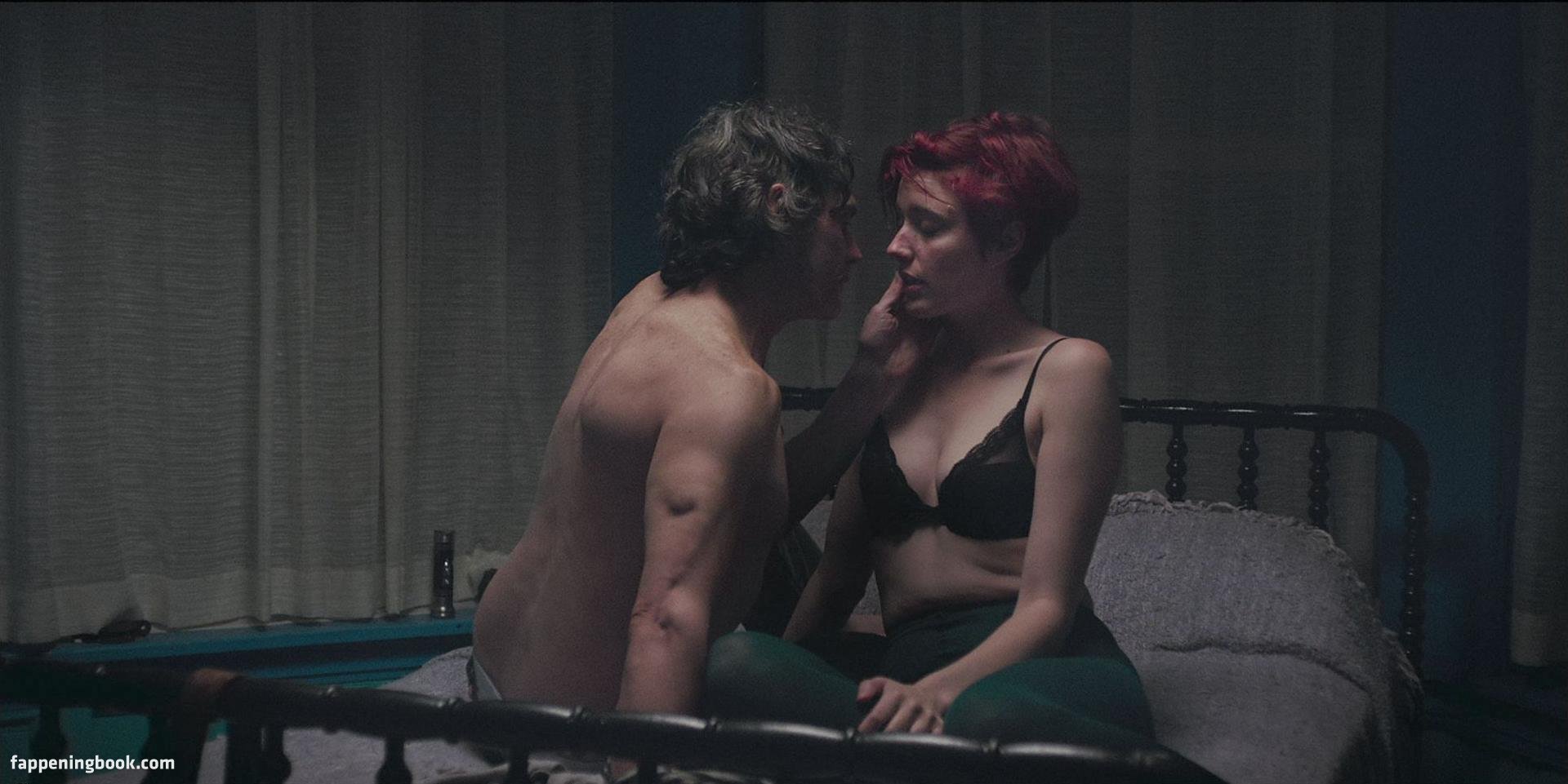 Greta Gerwig Onlyfans Nude Leaked Photos photo leak 46 of 48