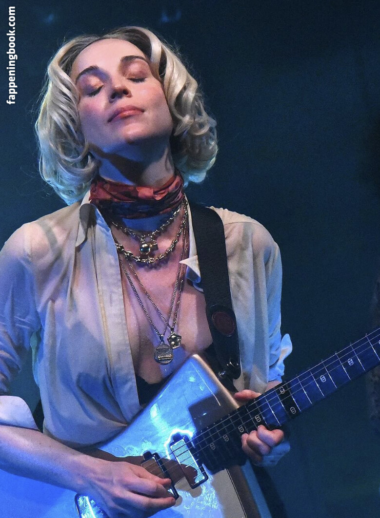 St Vincent Onlyfans Nude Leaked Photos photo leak 27 of 50