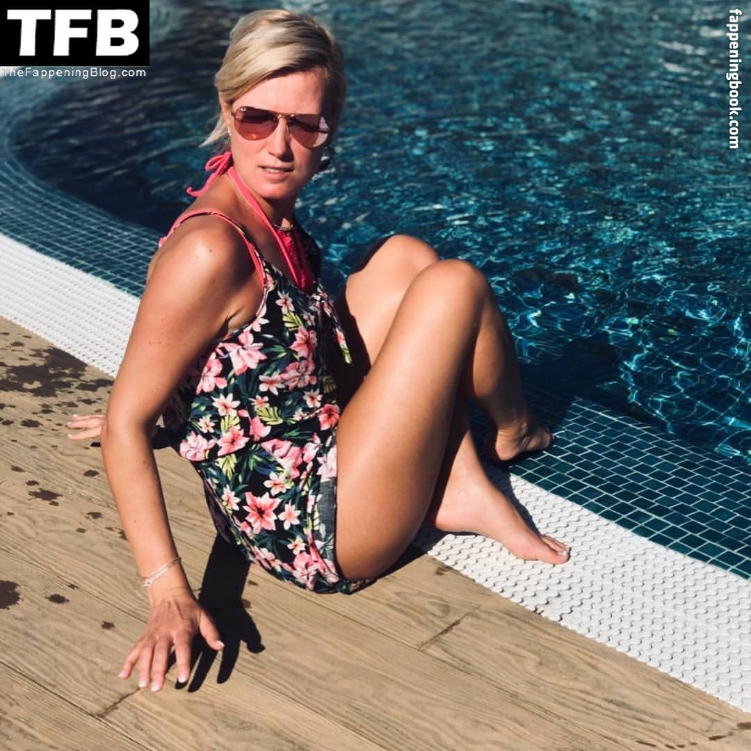 Kamilla Senjo Onlyfans Nude Leaked Photos photo leak 42 of 50