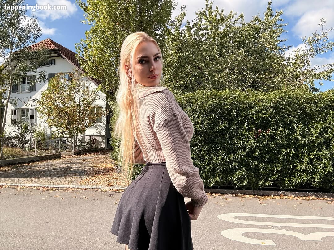 helenakingsoul Onlyfans Nude Leaked Photos photo leak 1 of 47