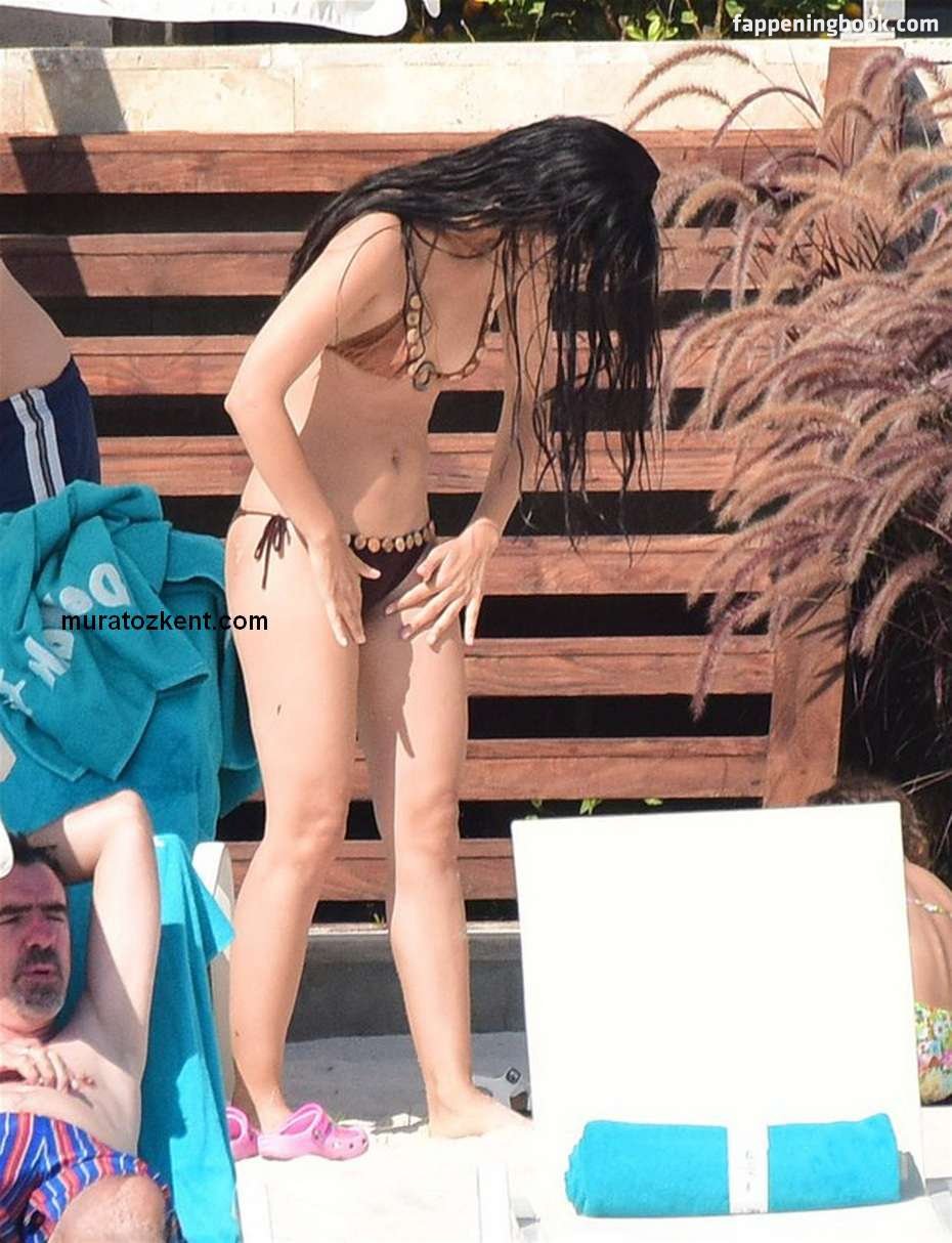 Tuba Bueyuekuestuen Onlyfans Nude Leaked Photos photo leak 7 of 8 Tuba Bueyuekuestuen Onlyfans Nude Leaked Photos photo leak 7 of 8