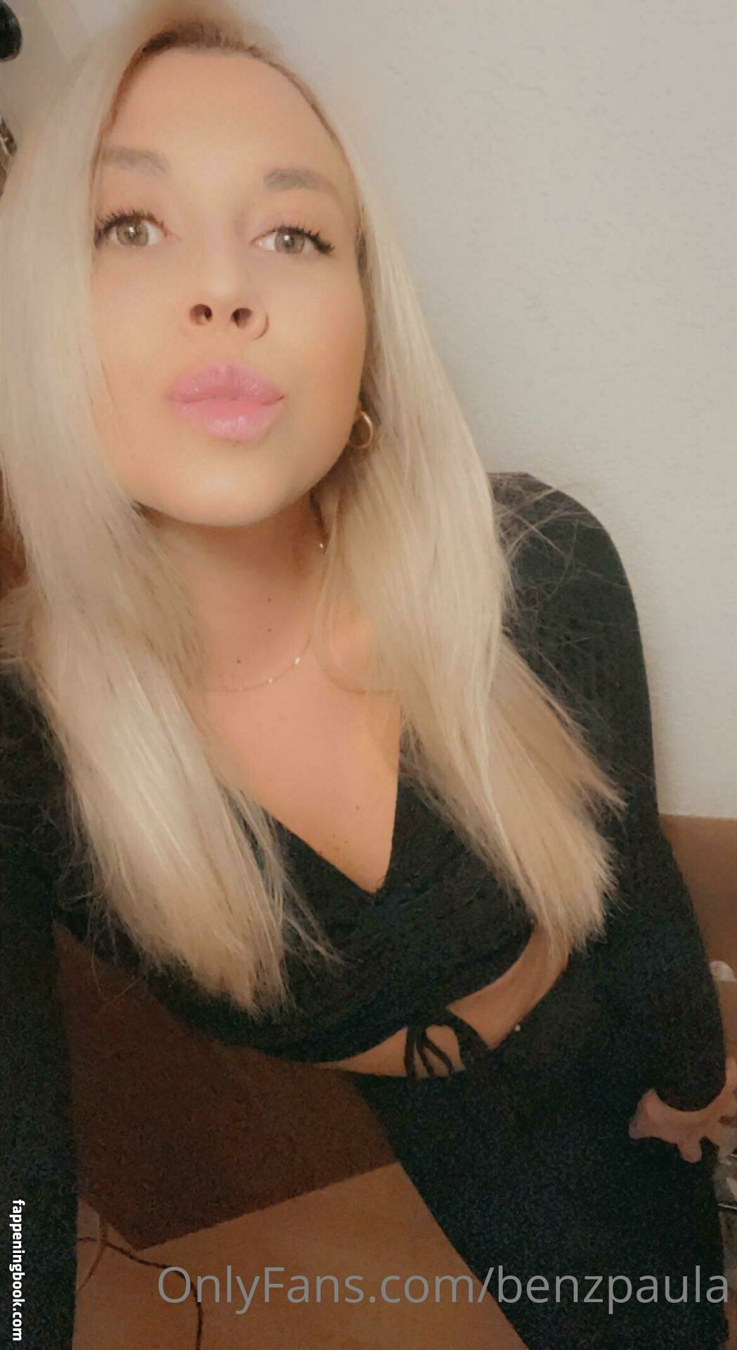 benzpaula Onlyfans Nude Leaked Photos photo leak 3 of 26