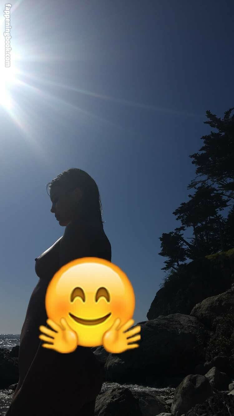 Nathalie Kelley Onlyfans Nude Leaked Photos photo leak 27 of 48