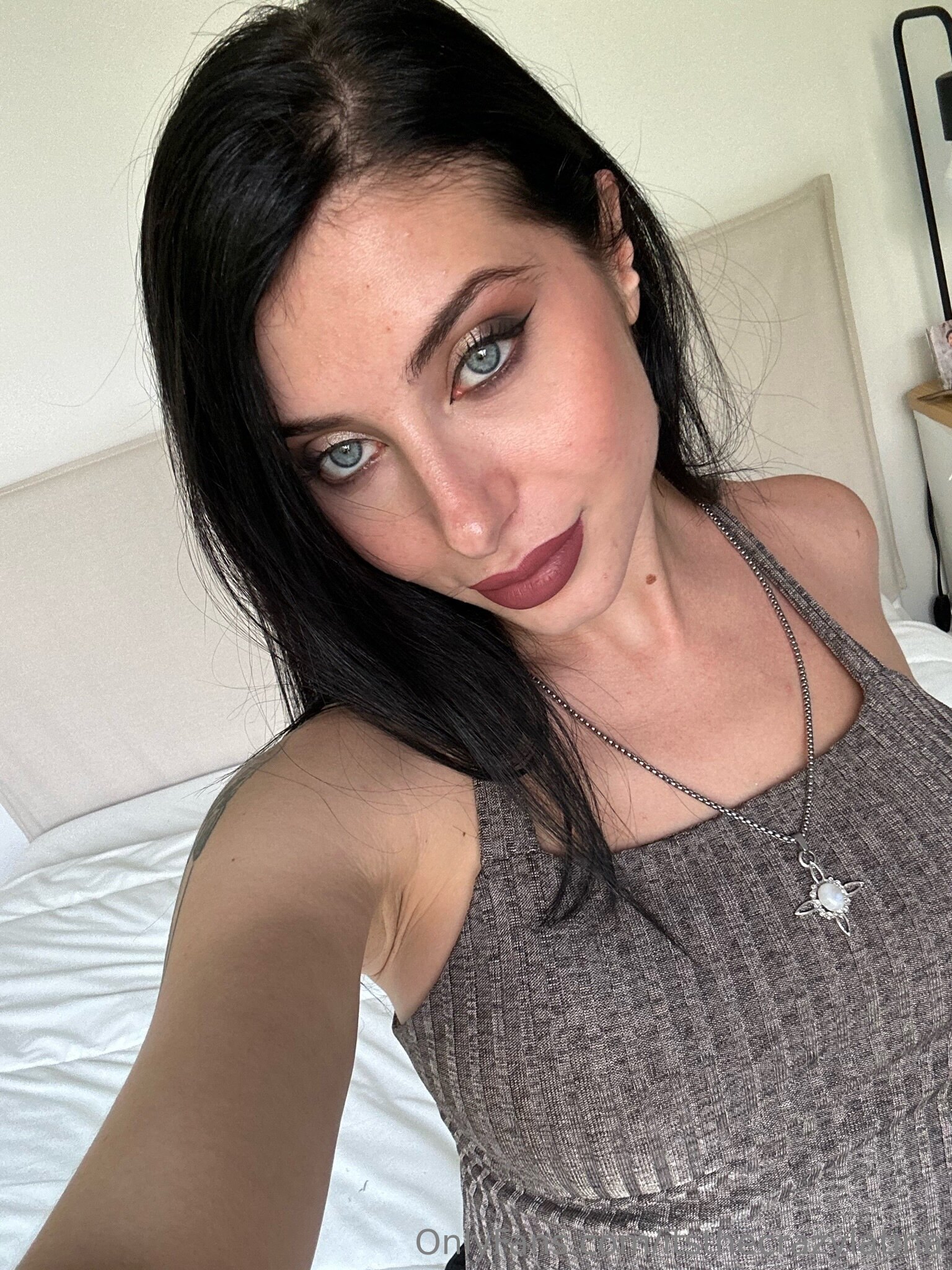 1536x2048_d06b49335a423aa78c3d7b5a85a8da6aa8fa1ec5768e6696.md.jpg