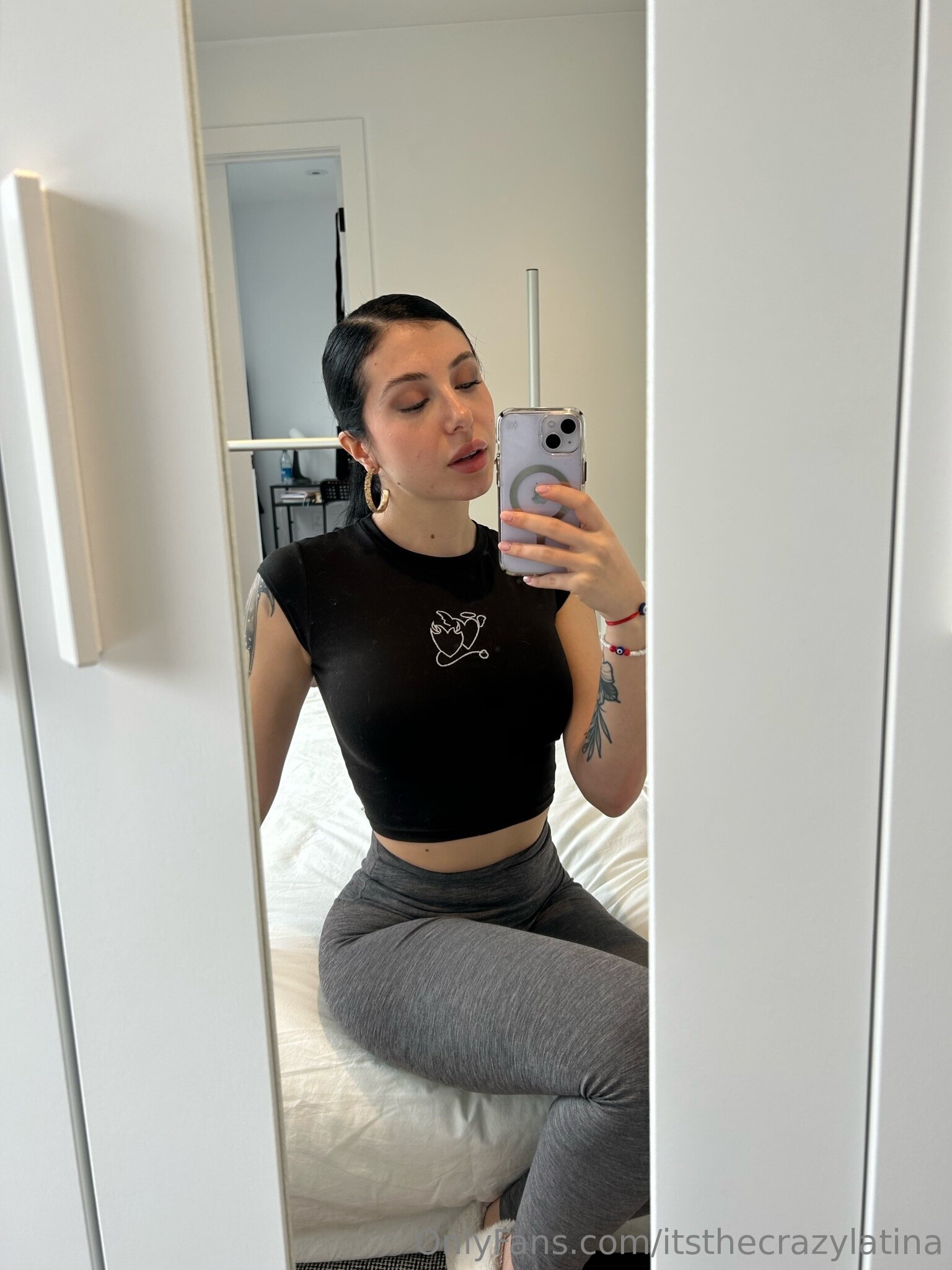 1536x2049_4a2c6c9c833790e3560b399e73ee841fd7479207ba8caa82.md.jpg