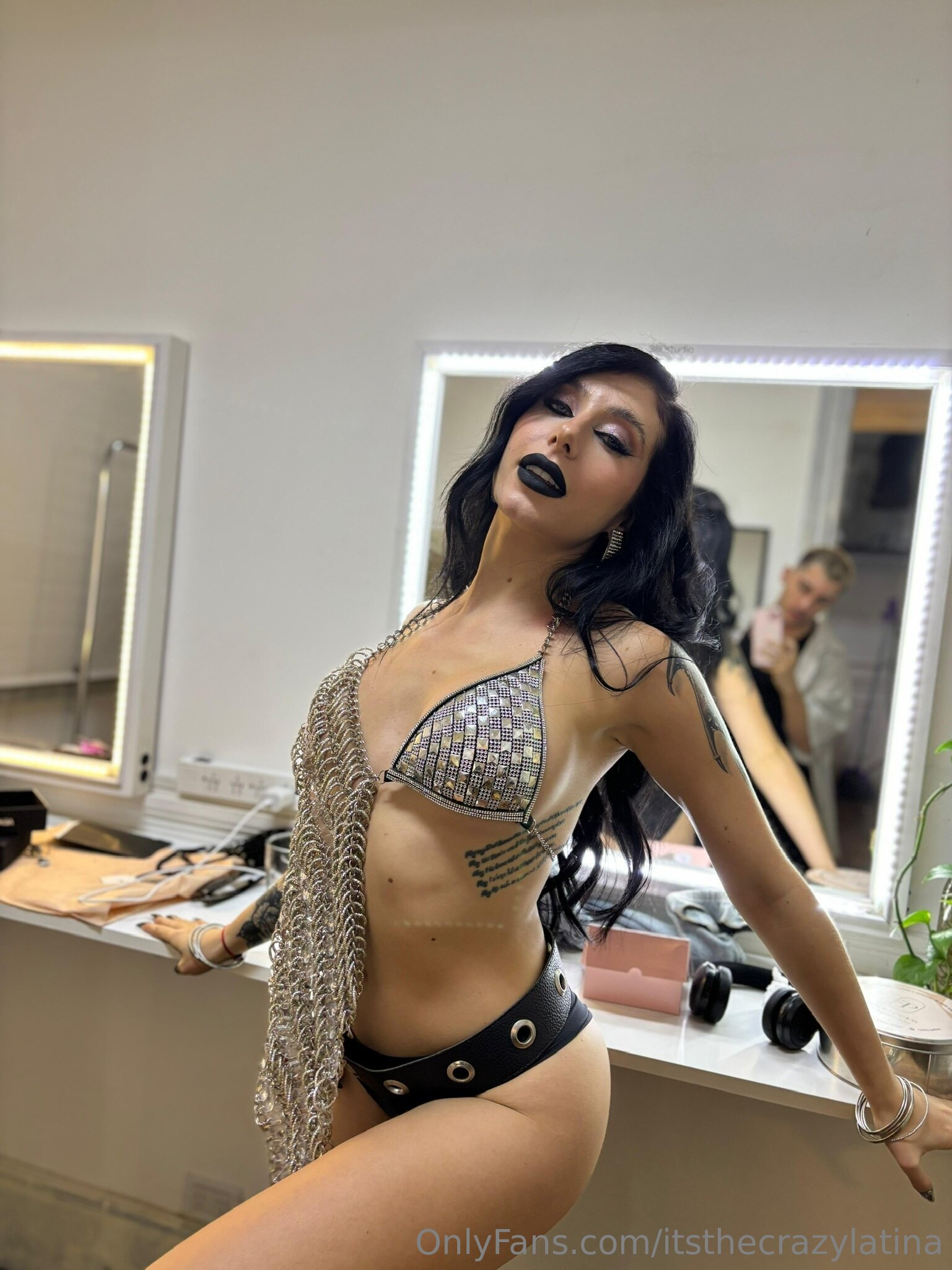 1537x2049_c00b6a1b54d3c8fb1adafbaaeeba07364f5a60ac23939ece.md.jpg