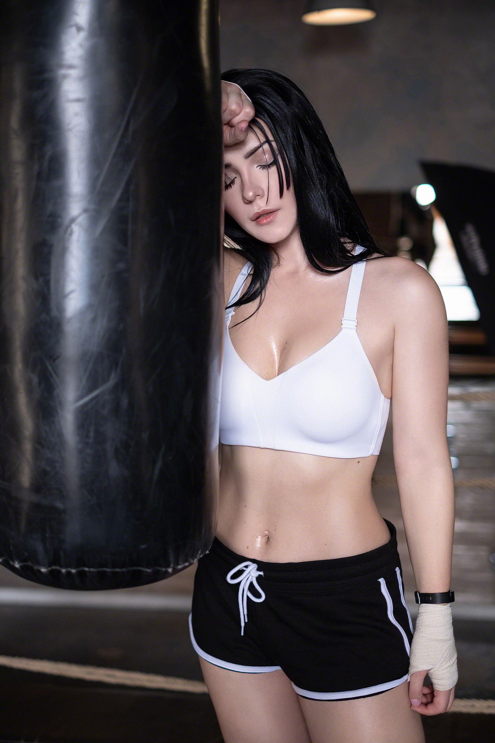 Irina-Meier-Tifa-Lockhart-Final-Fantasy-VII-Final-Fantasy-7637142.md.jpg