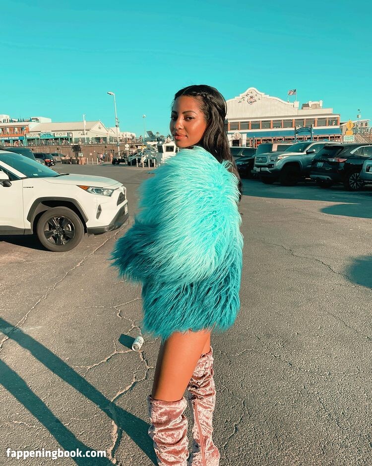 Camille Hyde Onlyfans Nude Leaked Photos photo leak 35 of 50