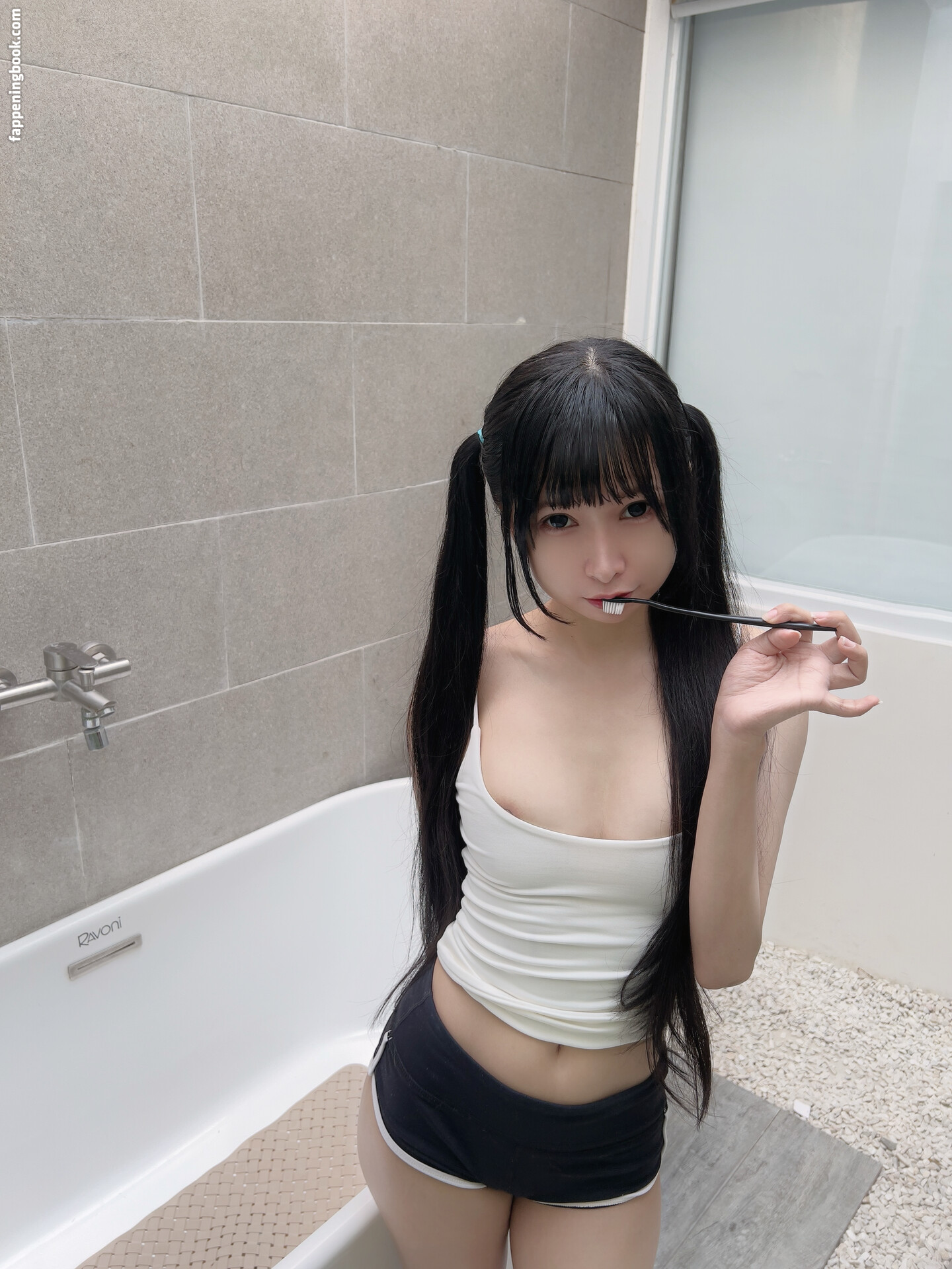 Joyce Poring Onlyfans Nude Leaked Photos photo leak 29 of 49