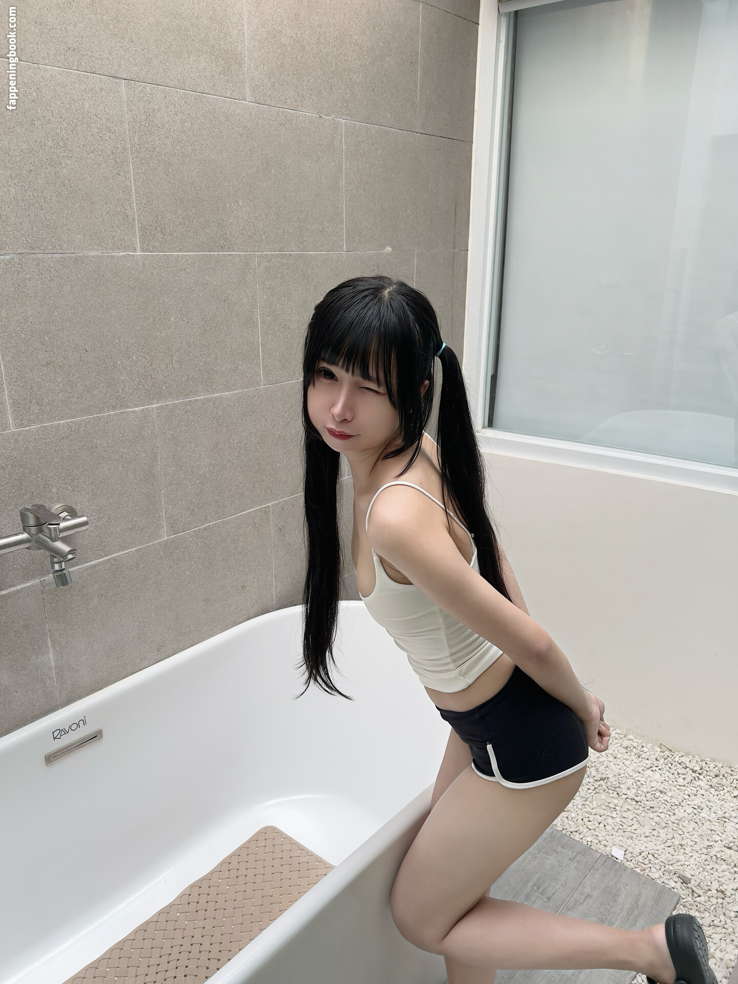 Joyce Poring Onlyfans Nude Leaked Photos photo leak 30 of 49