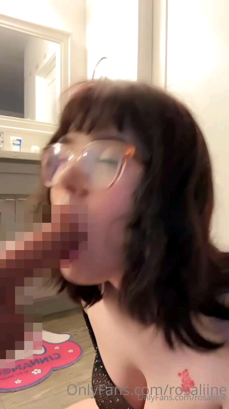 Rosaliine OnlyFans Nude Leaks photo leak 21 of 47