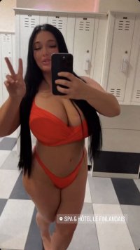 Roxane Nour | roxnour OnlyFans Nude Leaks photo leak 2 of 61