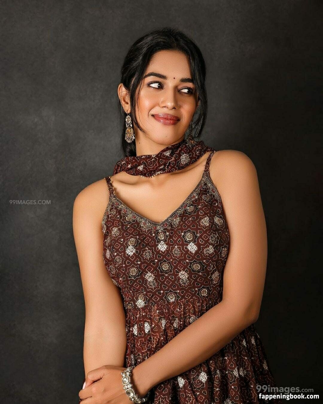 Mirnalini Ravi Onlyfans Nude Leaked Photos photo leak 18 of 28