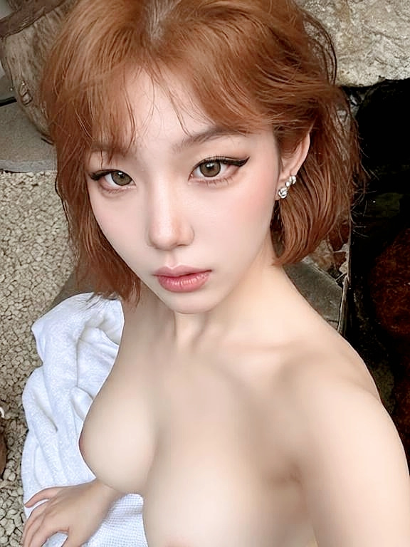 Yoona 윤아 👽 | vionnanoir__ | _jiang2004jiang_ Patreon Nude Leaks photo leak 61 of 88