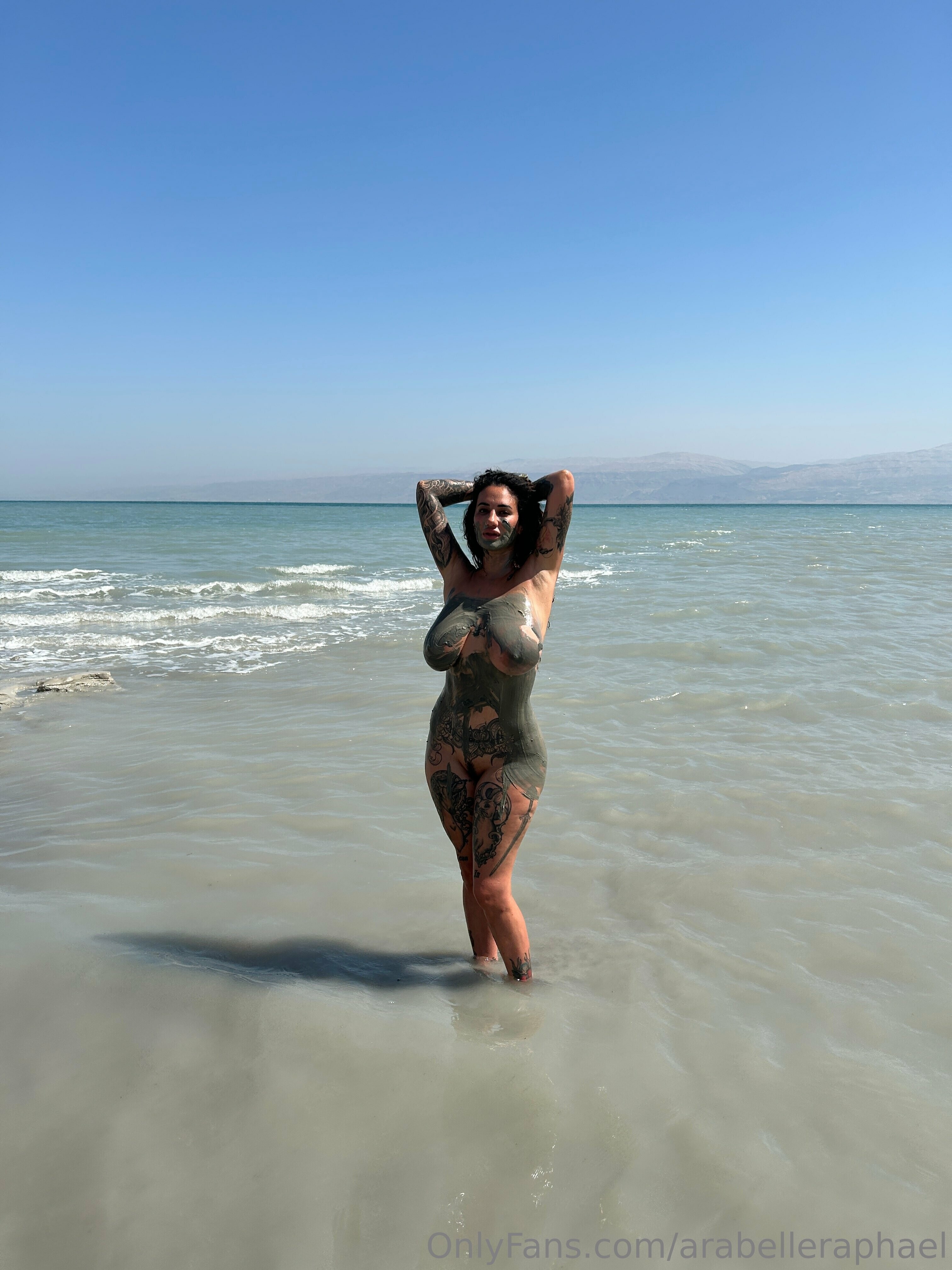 Arabelle Raphael ManyVids Nude Leaks photo leak 950 of 1210