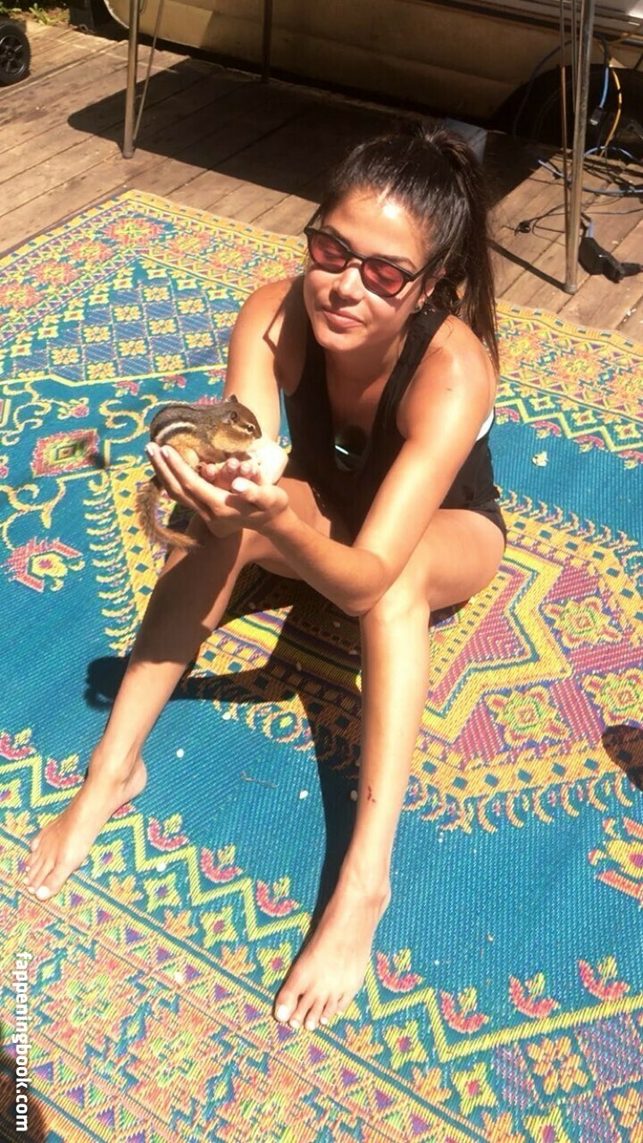 Marie Avgeropoulos Onlyfans Nude Leaked Photos photo leak 1 of 48