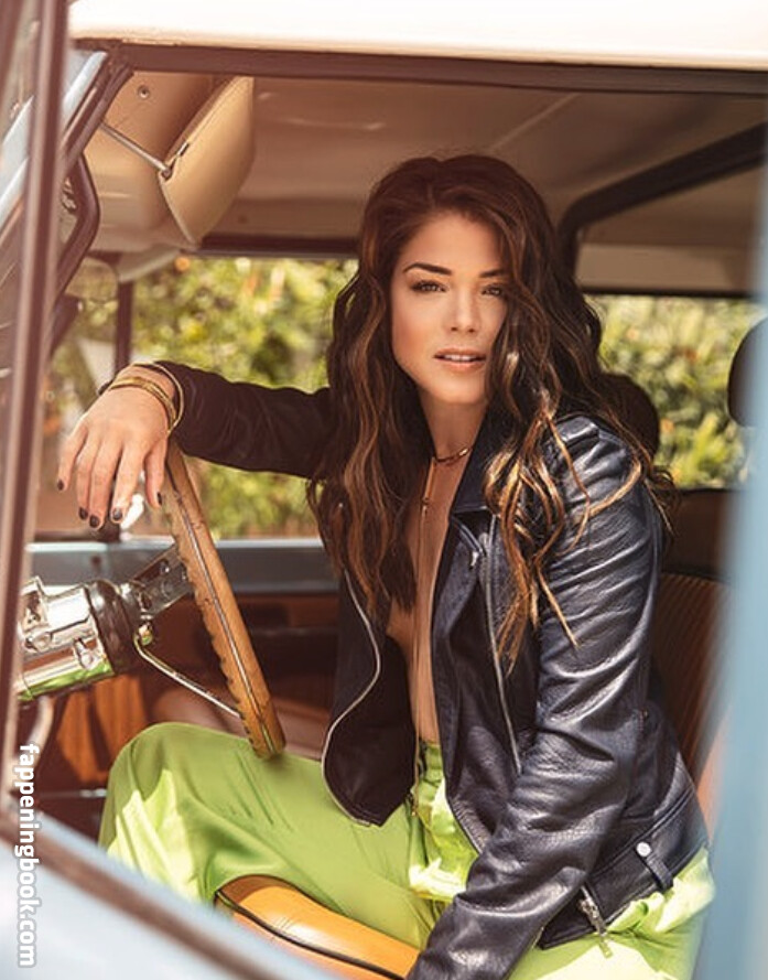 Marie Avgeropoulos Onlyfans Nude Leaked Photos photo leak 14 of 48