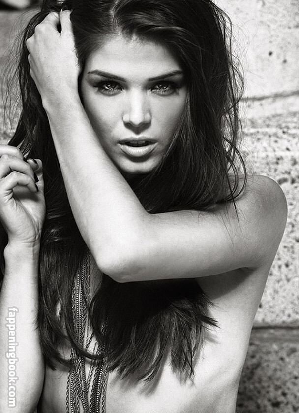 Marie Avgeropoulos Onlyfans Nude Leaked Photos photo leak 23 of 48