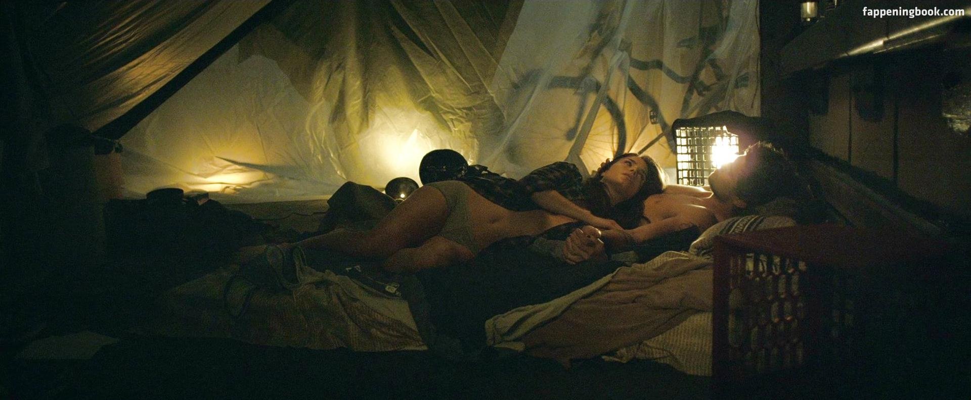 Marie Avgeropoulos Onlyfans Nude Leaked Photos photo leak 35 of 48