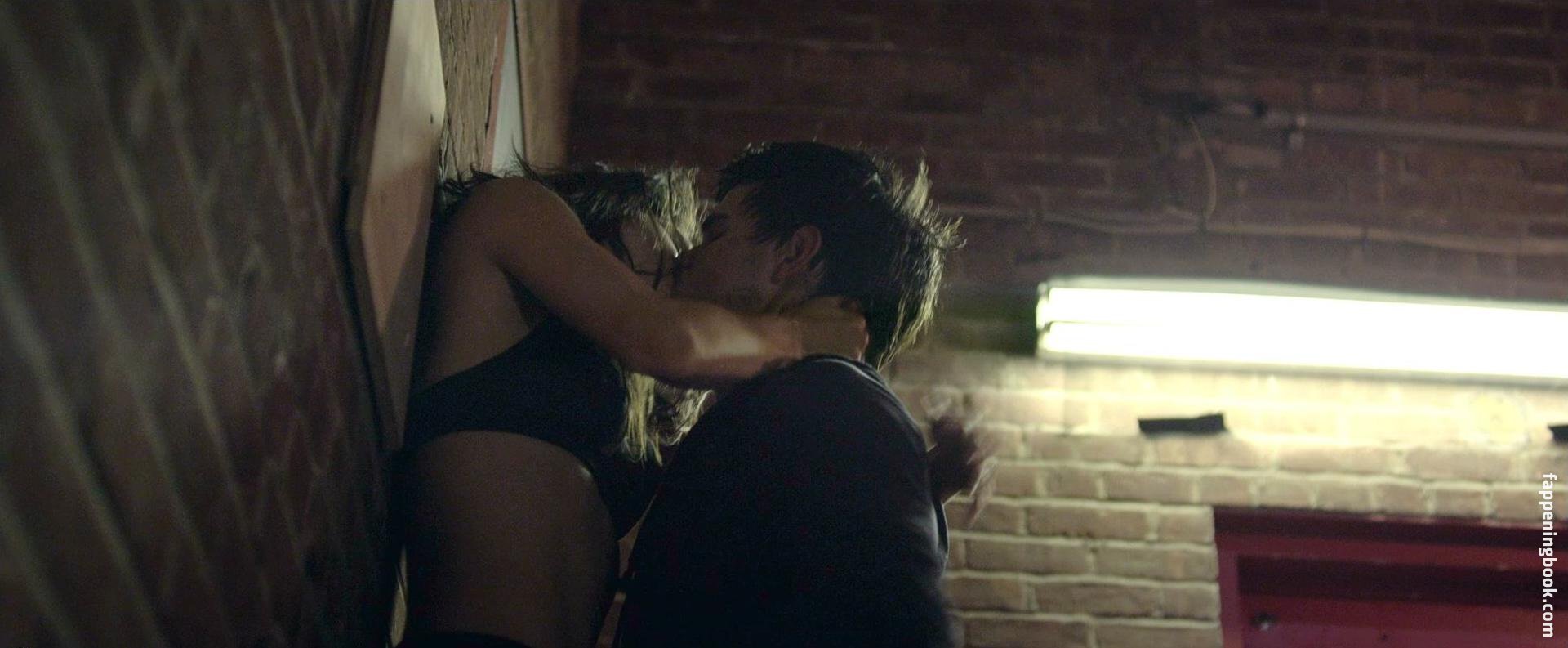Marie Avgeropoulos Onlyfans Nude Leaked Photos photo leak 37 of 48
