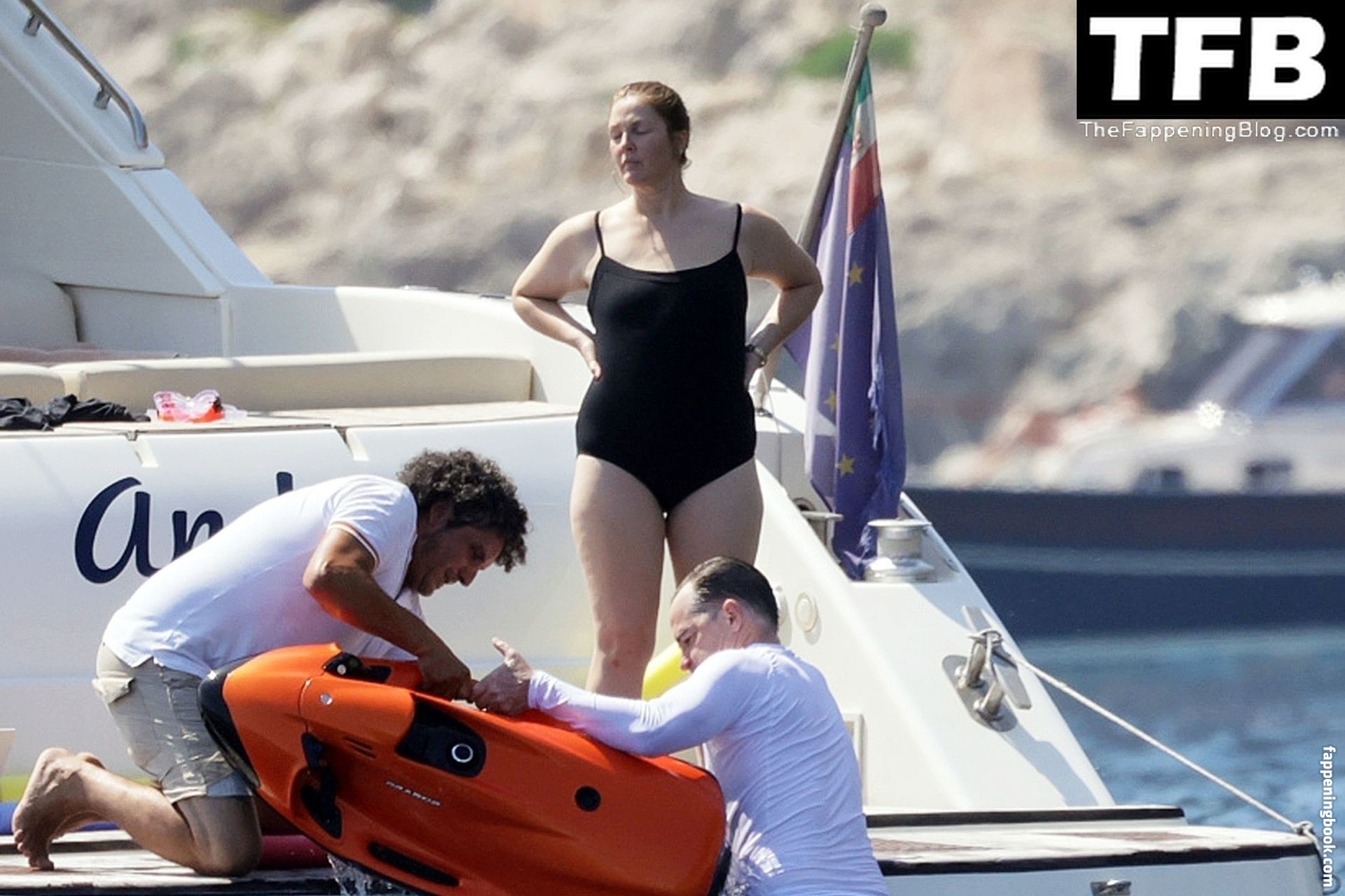 Drew Barrymore Onlyfans Nude Leaked Photos photo leak 46 of 50