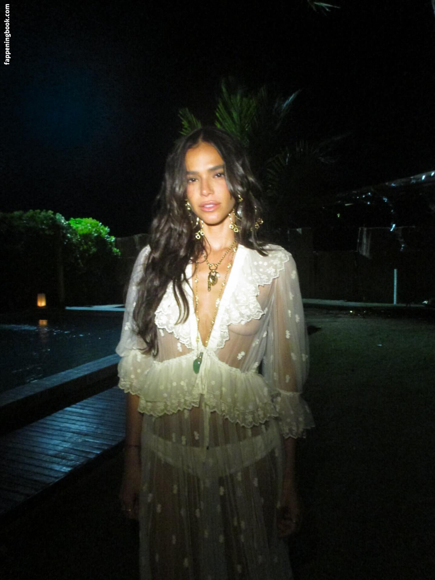 Bruna Marquezine Onlyfans Nude Leaked Photos photo leak 15 of 48