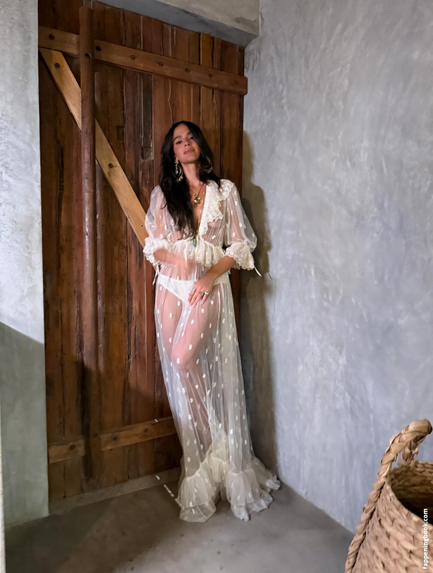 Bruna Marquezine Onlyfans Nude Leaked Photos photo leak 21 of 48