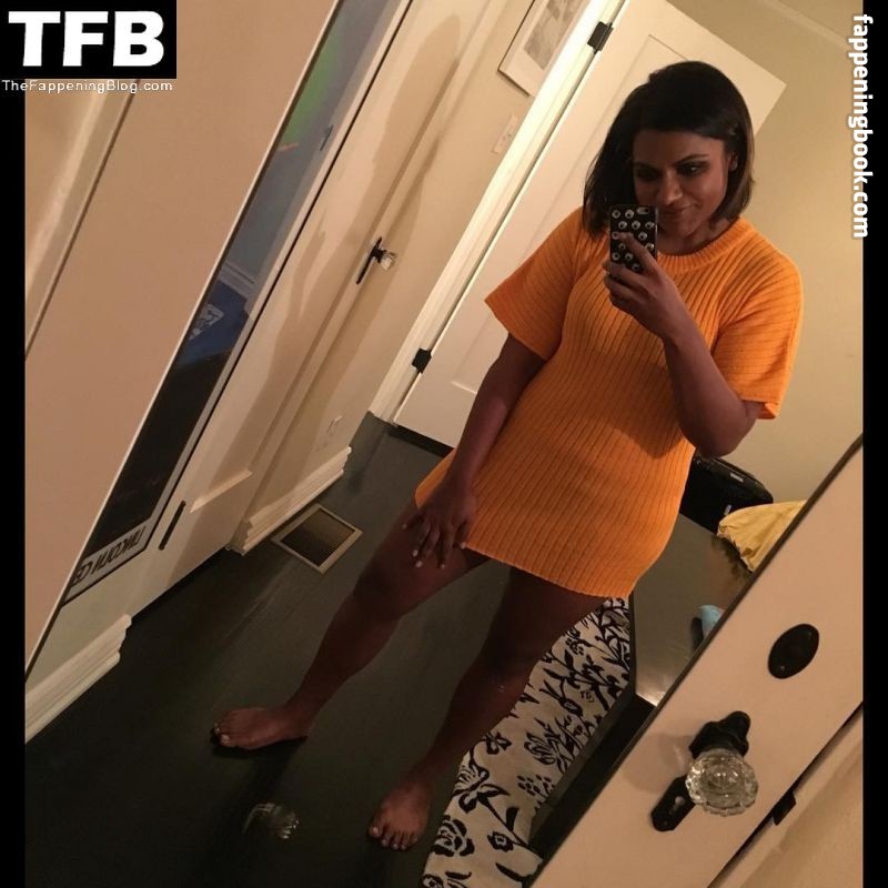 Mindy Kaling Onlyfans Nude Leaked Photos photo leak 12 of 50