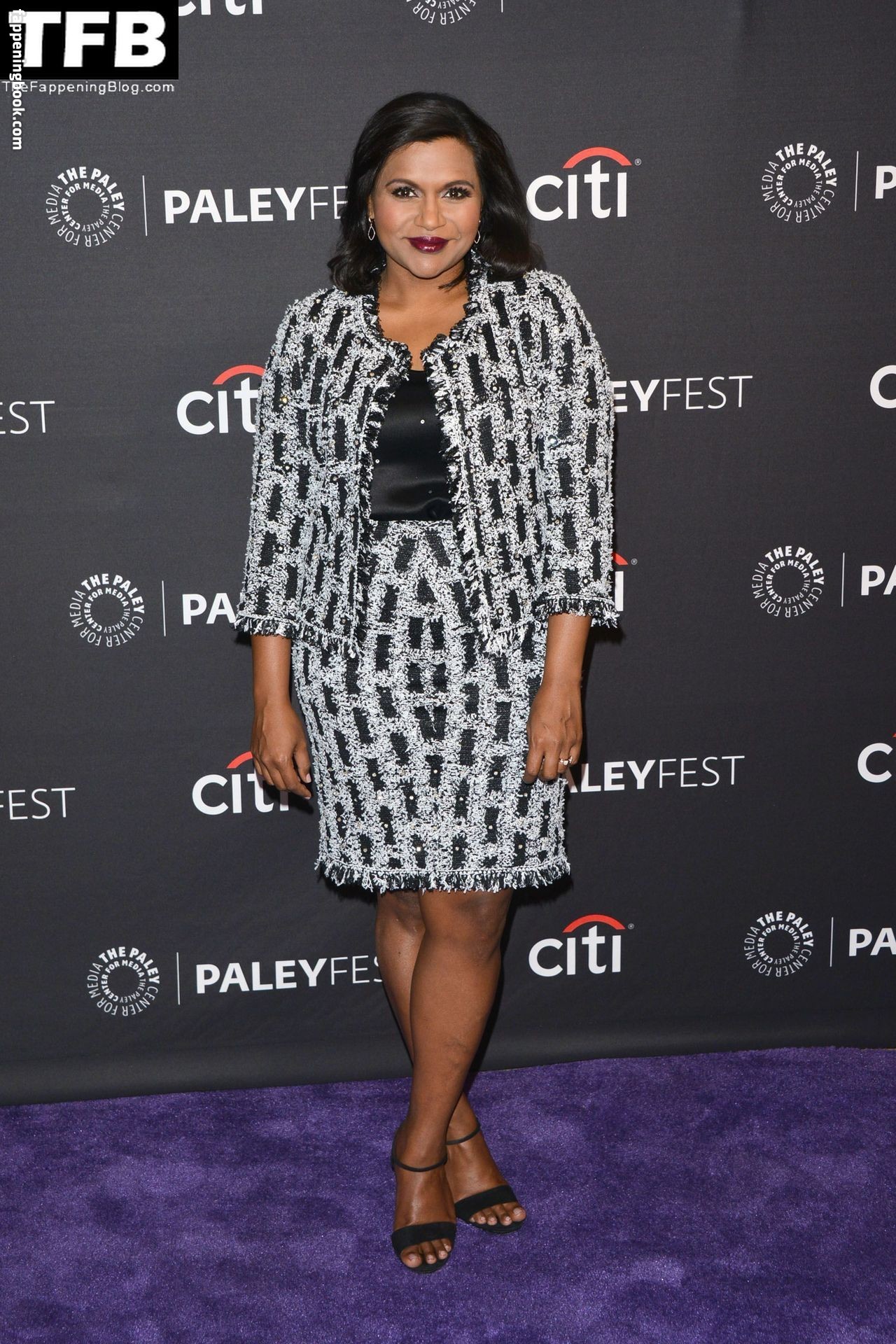 Mindy Kaling Onlyfans Nude Leaked Photos photo leak 42 of 50