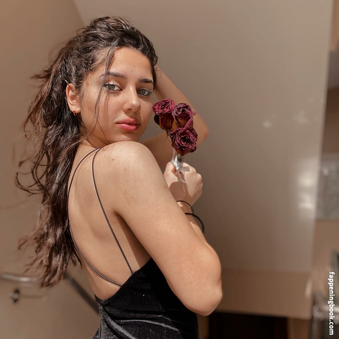 karimaa_r Onlyfans Nude Leaked Photos photo leak 32 of 33