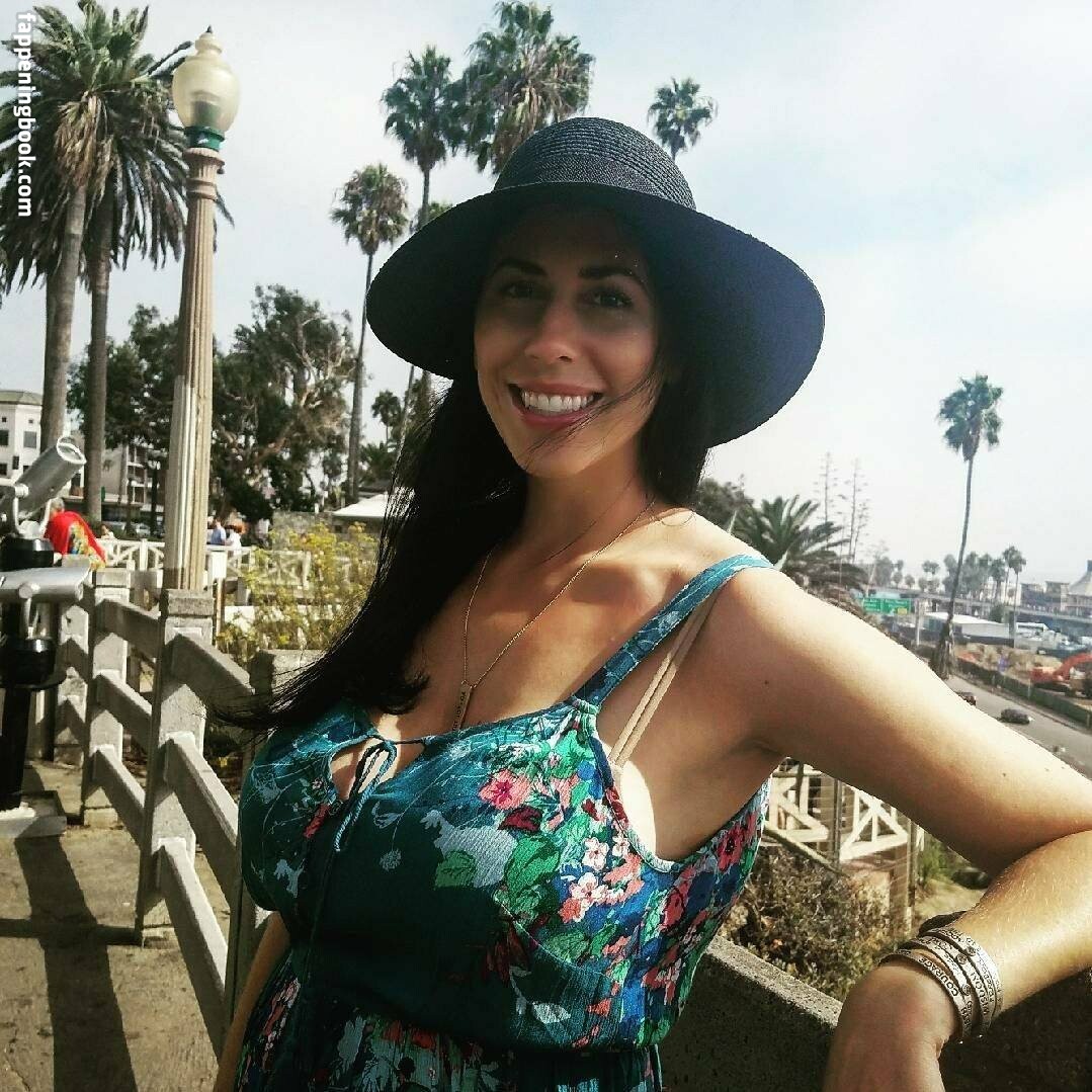 Theresa Lynn Coulter Onlyfans Nude Leaked Photos photo leak 36 of 41