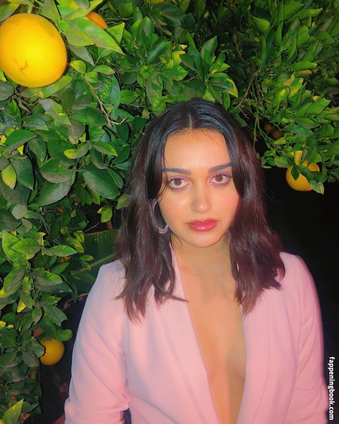 Ariela Barer Onlyfans Nude Leaked Photos photo leak 3 of 49